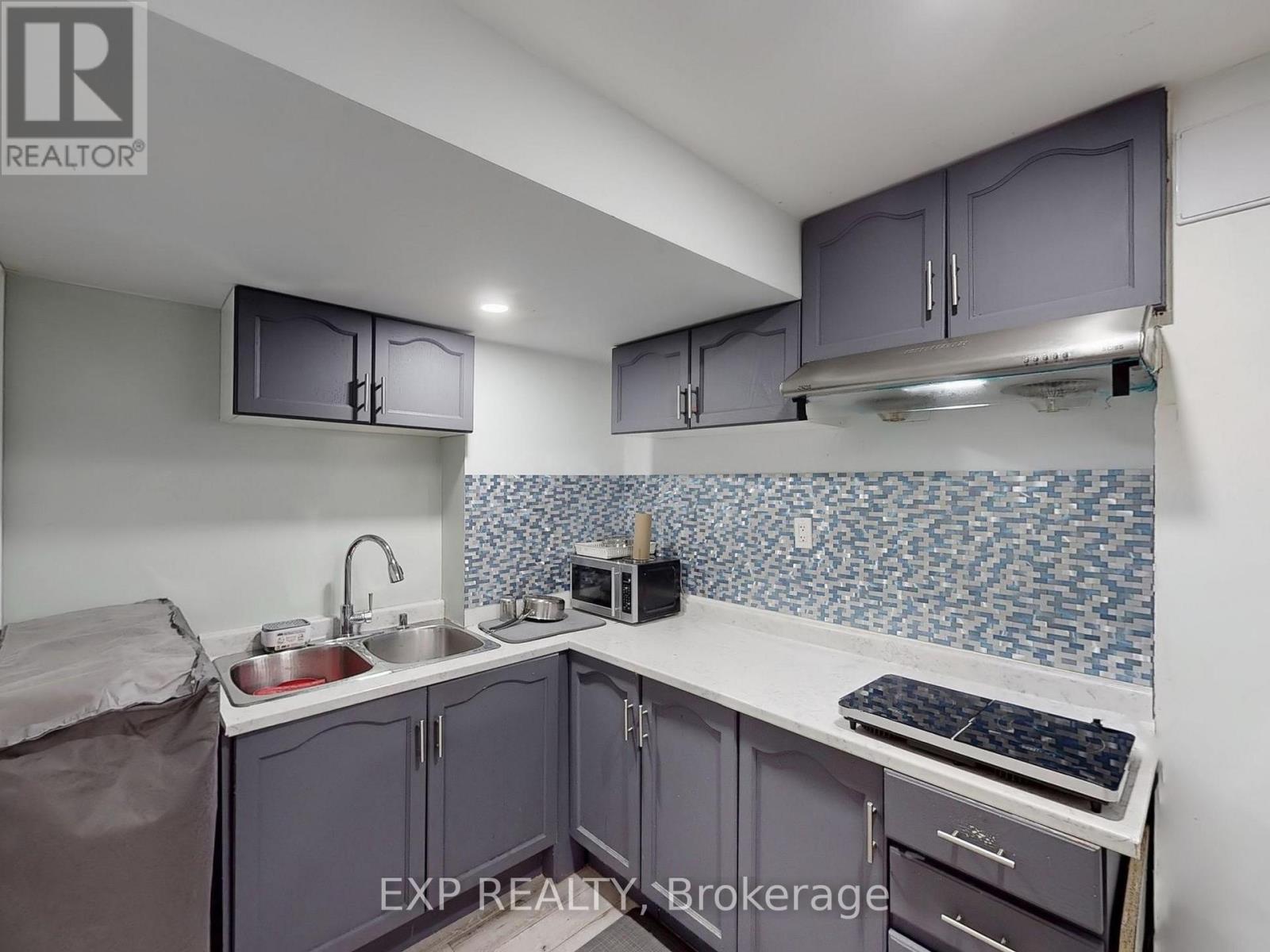 46 Loons Call Crescent, Brampton, Ontario  L6R 2G5 - Photo 39 - W12481807