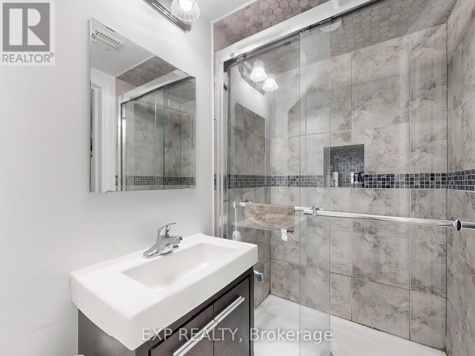 46 Loons Call Crescent, Brampton, Ontario  L6R 2G5 - Photo 47 - W12481807