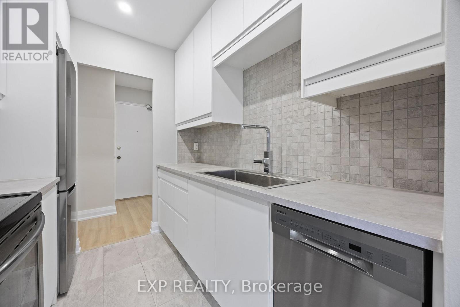 403 - 2961 Dufferin Street, Toronto, Ontario  M6B 3T2 - Photo 10 - W12481814