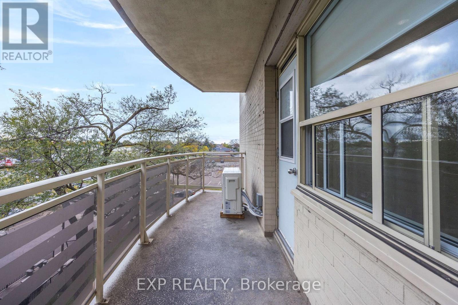 403 - 2961 Dufferin Street, Toronto, Ontario  M6B 3T2 - Photo 18 - W12481814