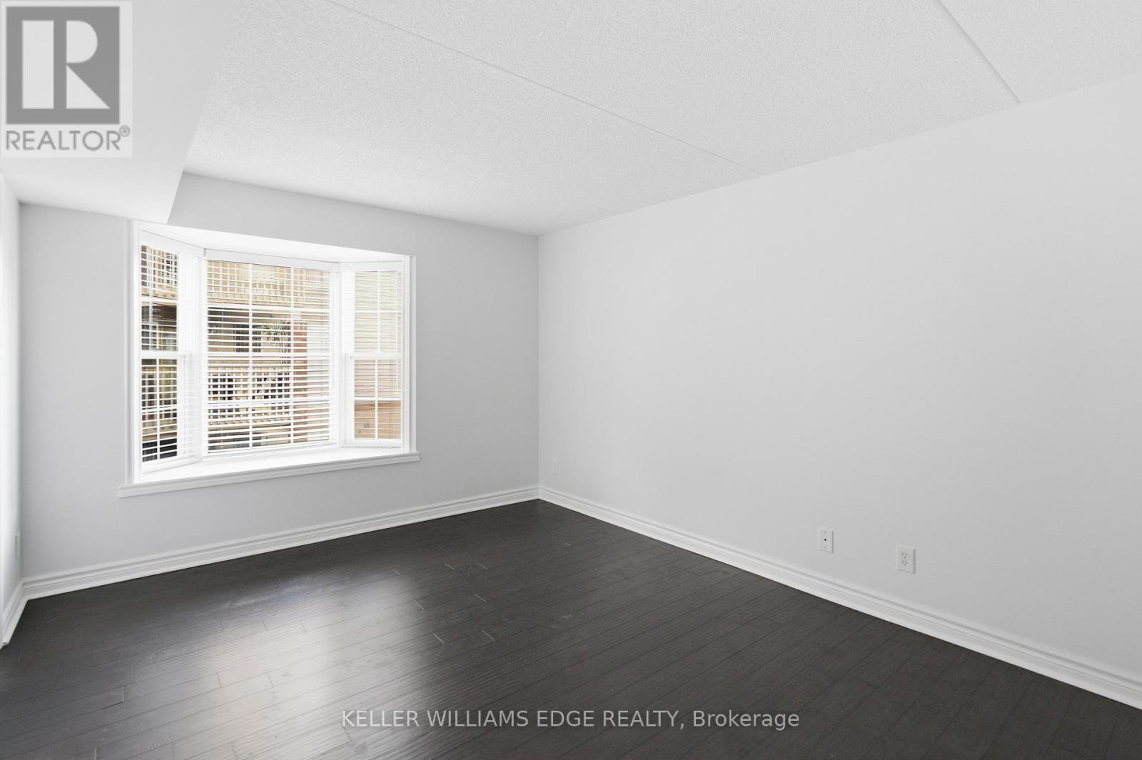 201 - 4013 Kilmer Drive, Burlington, Ontario  L7M 4M3 - Photo 20 - W12481817