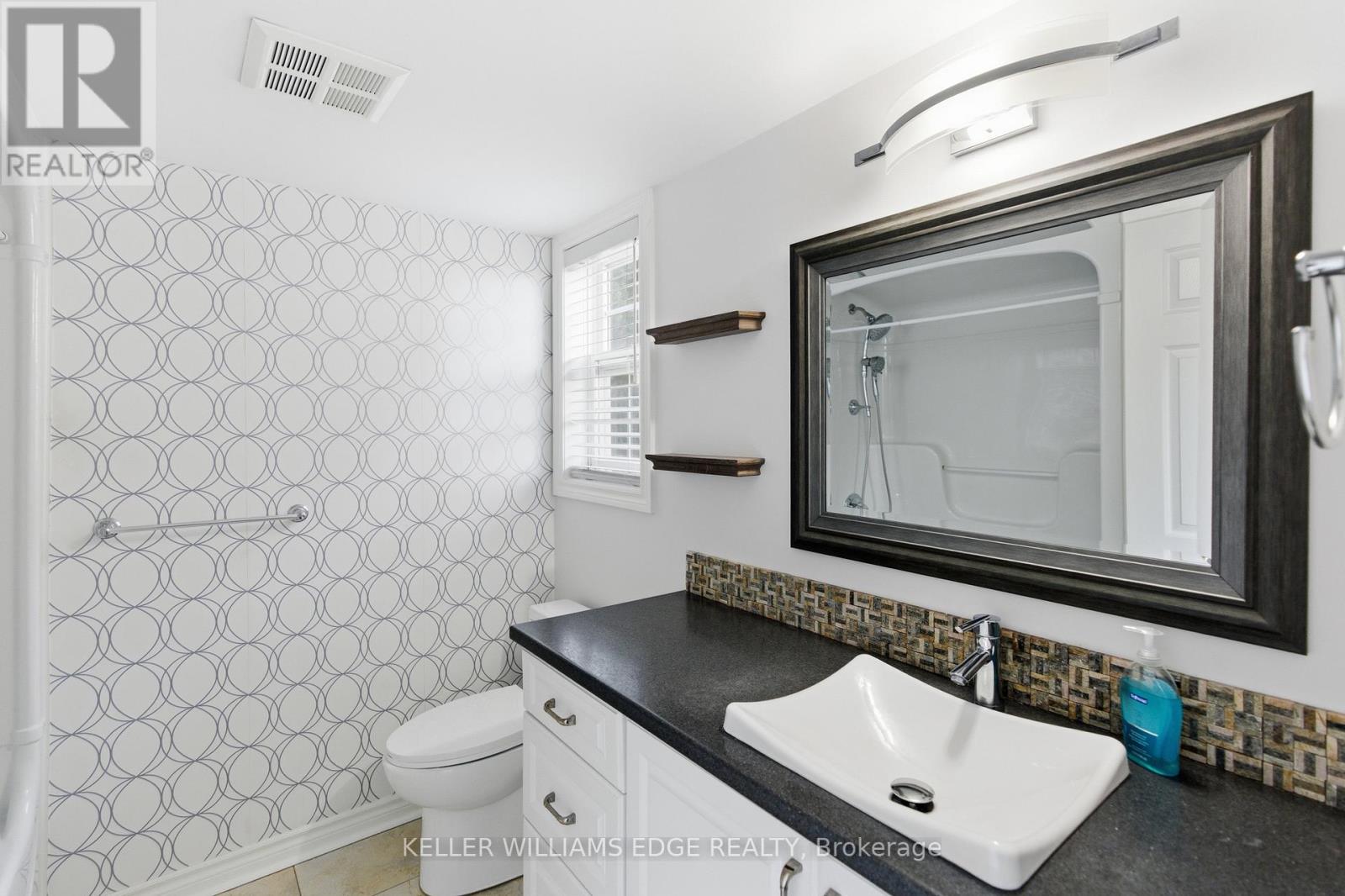 201 - 4013 Kilmer Drive, Burlington, Ontario  L7M 4M3 - Photo 23 - W12481817