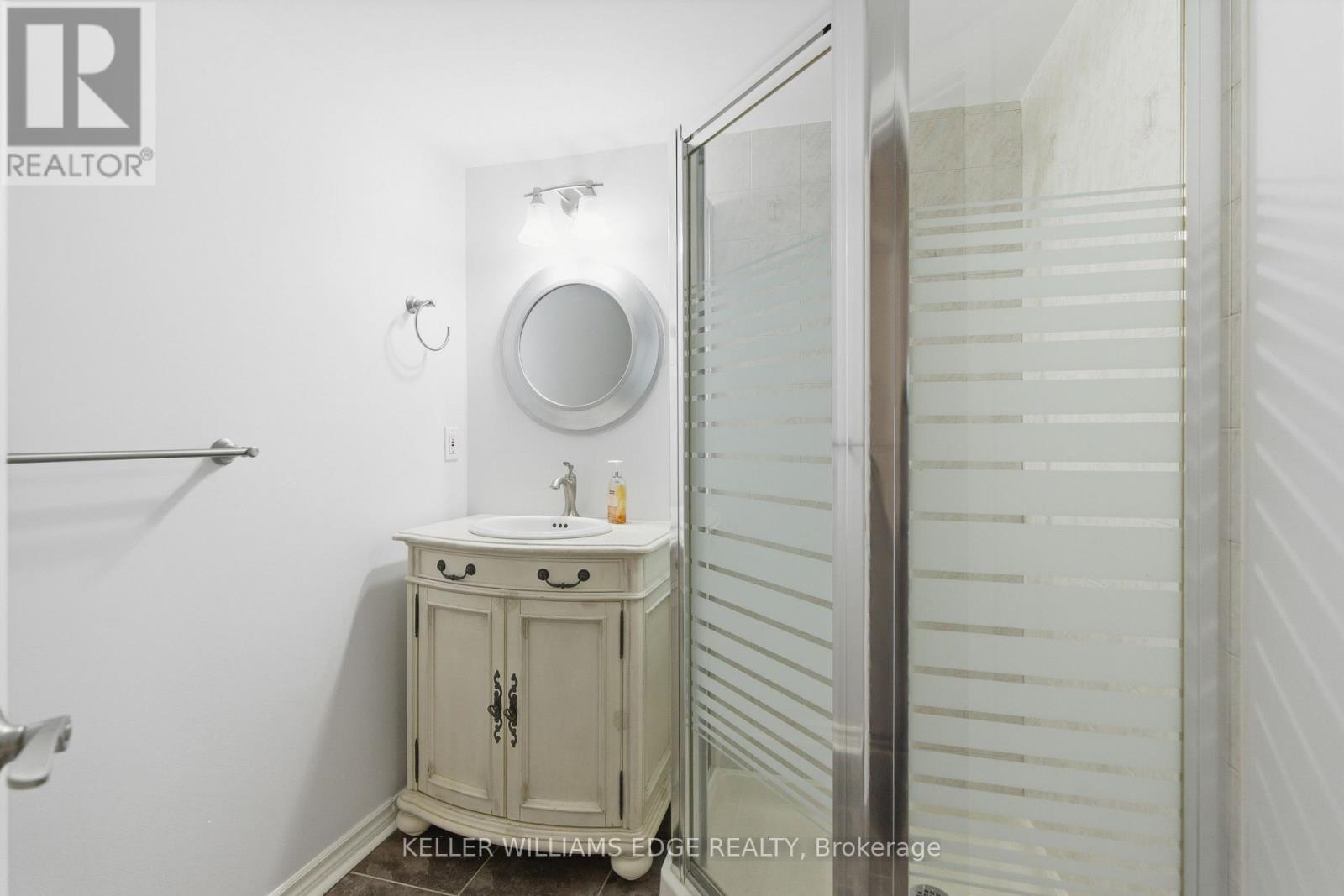 201 - 4013 Kilmer Drive, Burlington, Ontario  L7M 4M3 - Photo 28 - W12481817