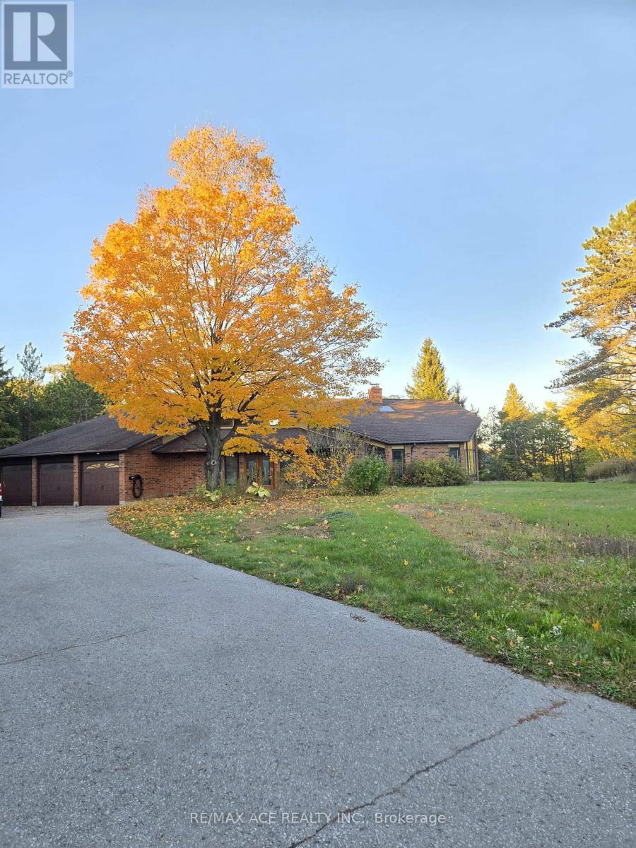 5 Island Court, Whitchurch-Stouffville, Ontario  L4A 3L5 - Photo 5 - N12455272