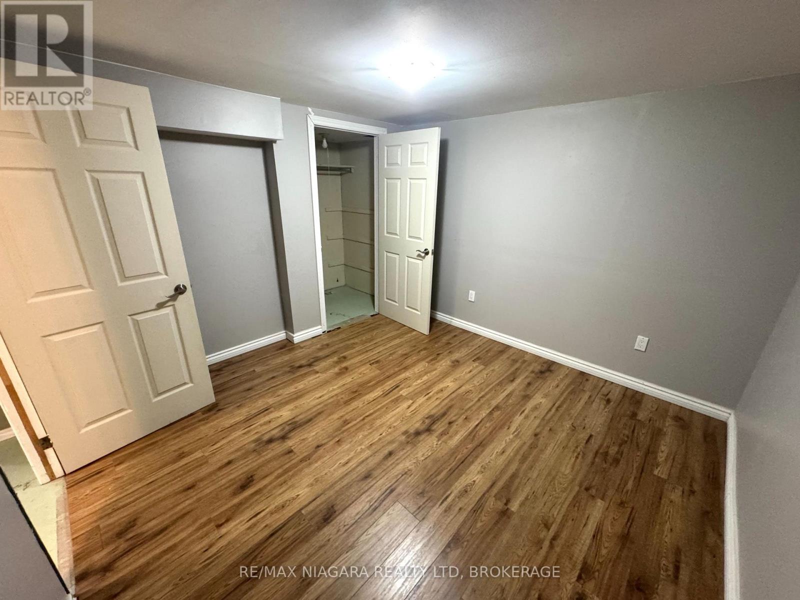 8 Lakehurst Drive, St. Catharines, Ontario  L2N 4C2 - Photo 6 - X12481829