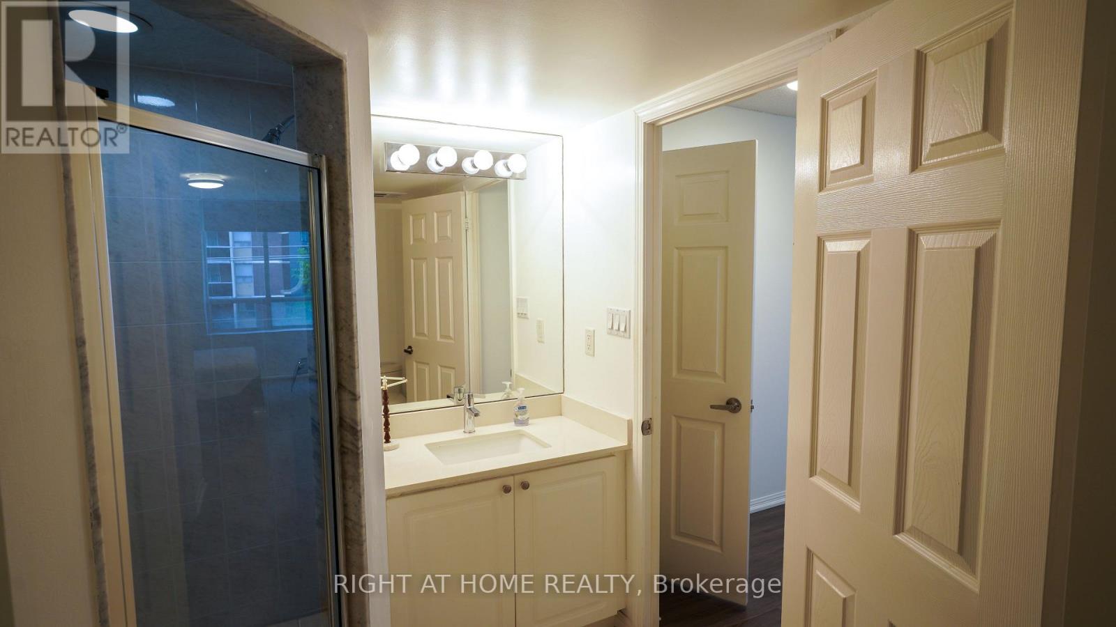 408 - 188 Redpath Avenue, Toronto, Ontario  M4P 3J2 - Photo 17 - C12481831