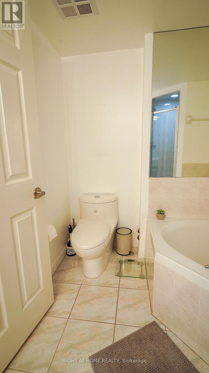408 - 188 Redpath Avenue, Toronto, Ontario  M4P 3J2 - Photo 18 - C12481831