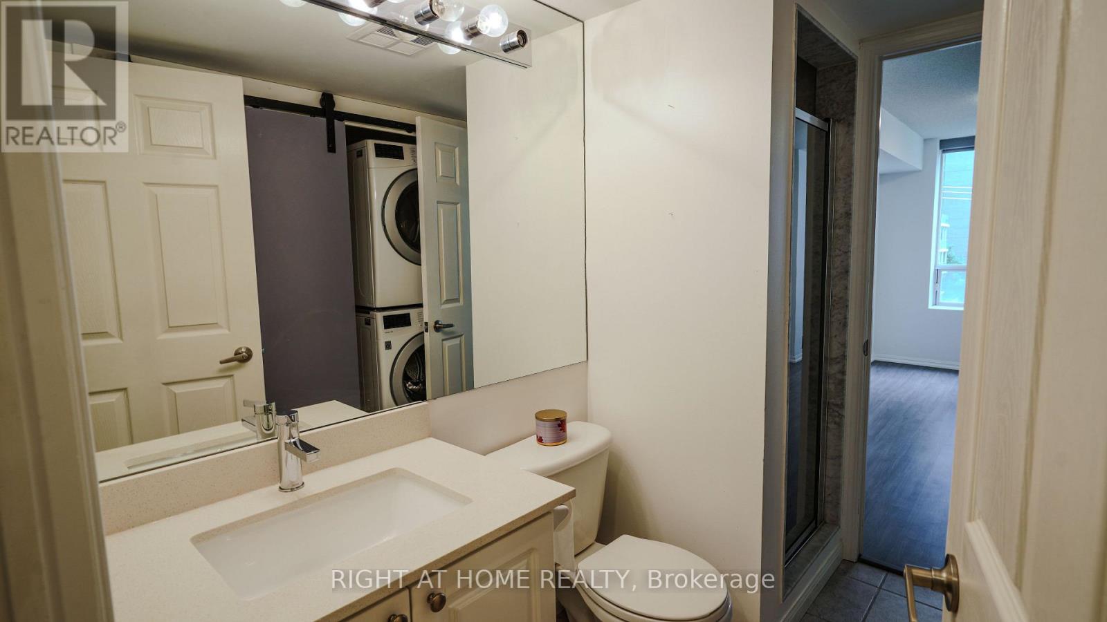 408 - 188 Redpath Avenue, Toronto, Ontario  M4P 3J2 - Photo 6 - C12481831