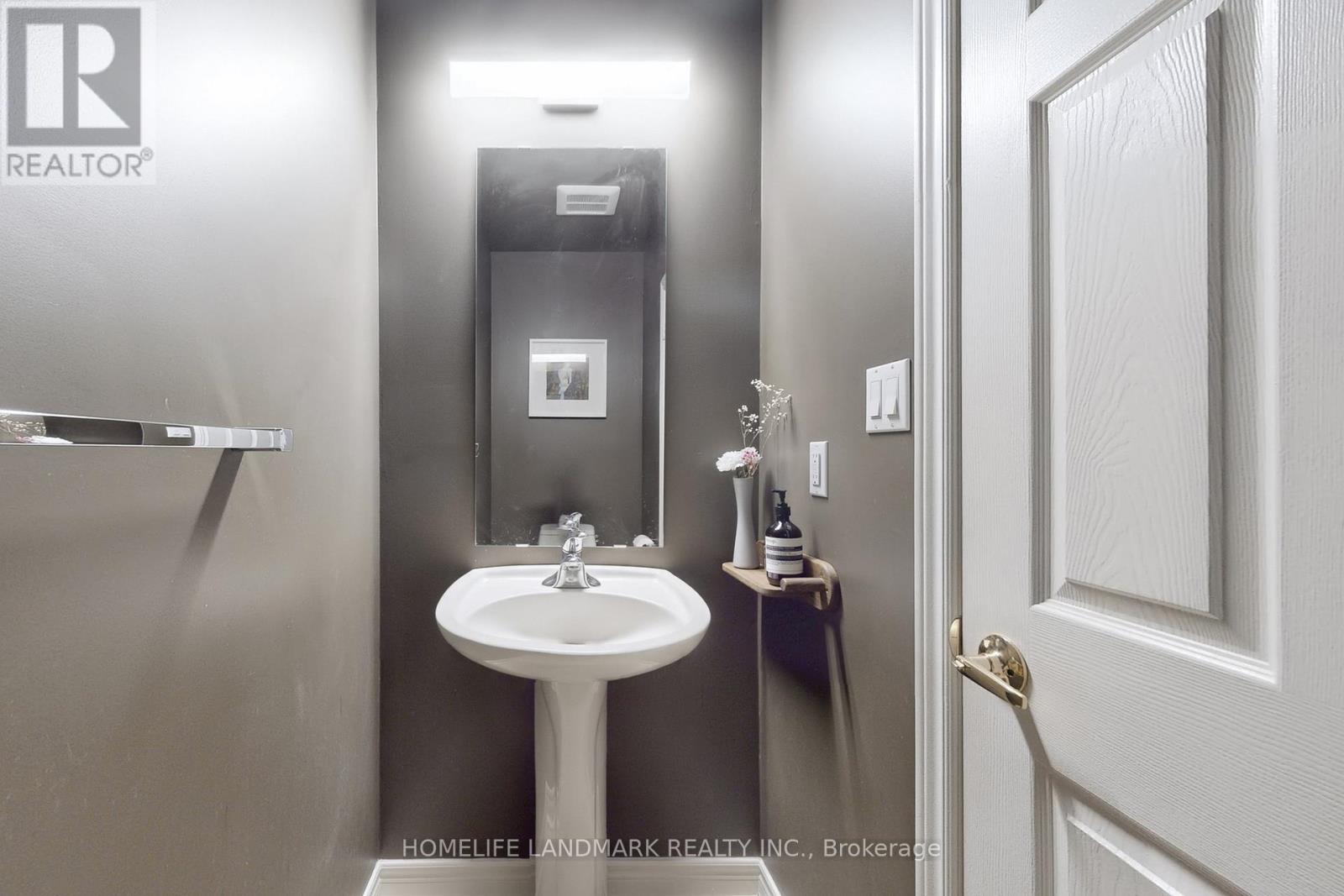 84 Ellerslie Avenue, Toronto, Ontario  M2N 1X8 - Photo 15 - C12481832