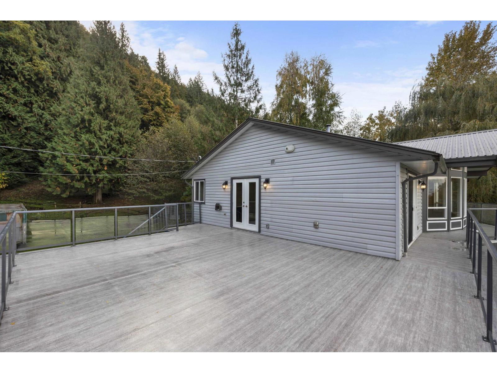 41612 Majuba Hill Road, Majuba Hill, Yarrow, British Columbia  V2R 5G8 - Photo 30 - R3061212