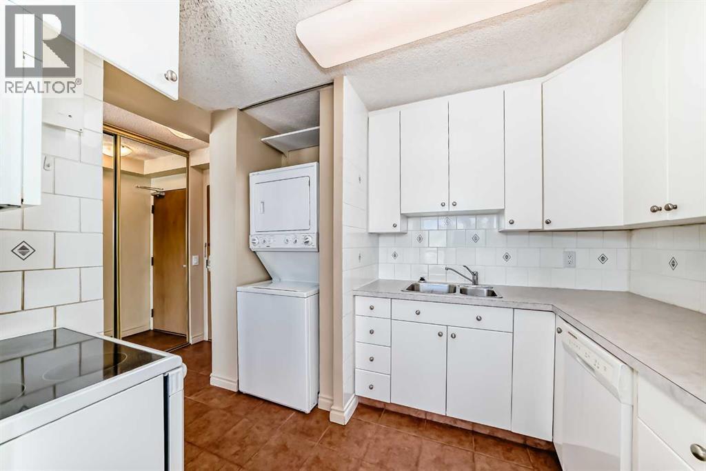 1104, 145 Point Drive Nw, Calgary, Alberta  T3B 4W1 - Photo 9 - A2236142