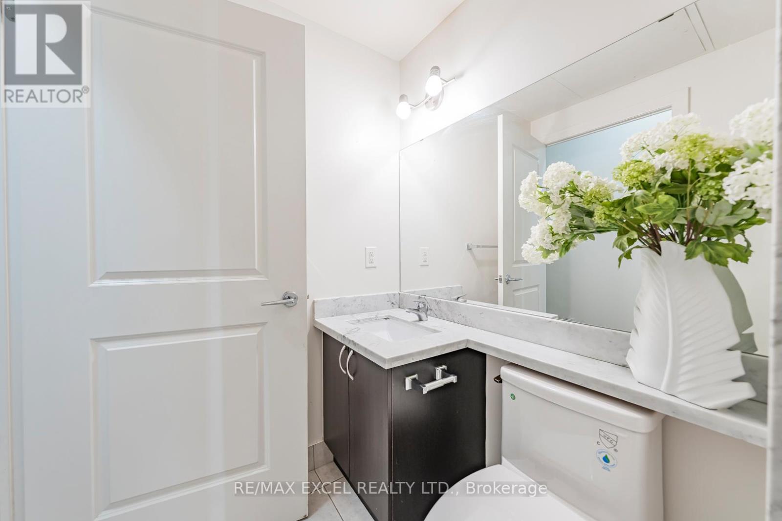 110 - 1 Upper Duke Crescent, Markham, Ontario  L6G 0B6 - Photo 25 - N12481834