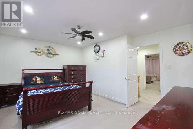 88 Ridgemore Crescent, Brampton, Ontario  L7A 2L5 - Photo 22 - W12481842