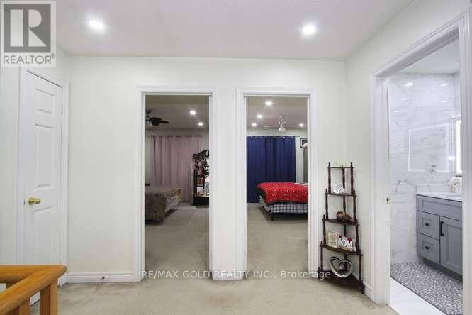 88 Ridgemore Crescent, Brampton, Ontario  L7A 2L5 - Photo 25 - W12481842