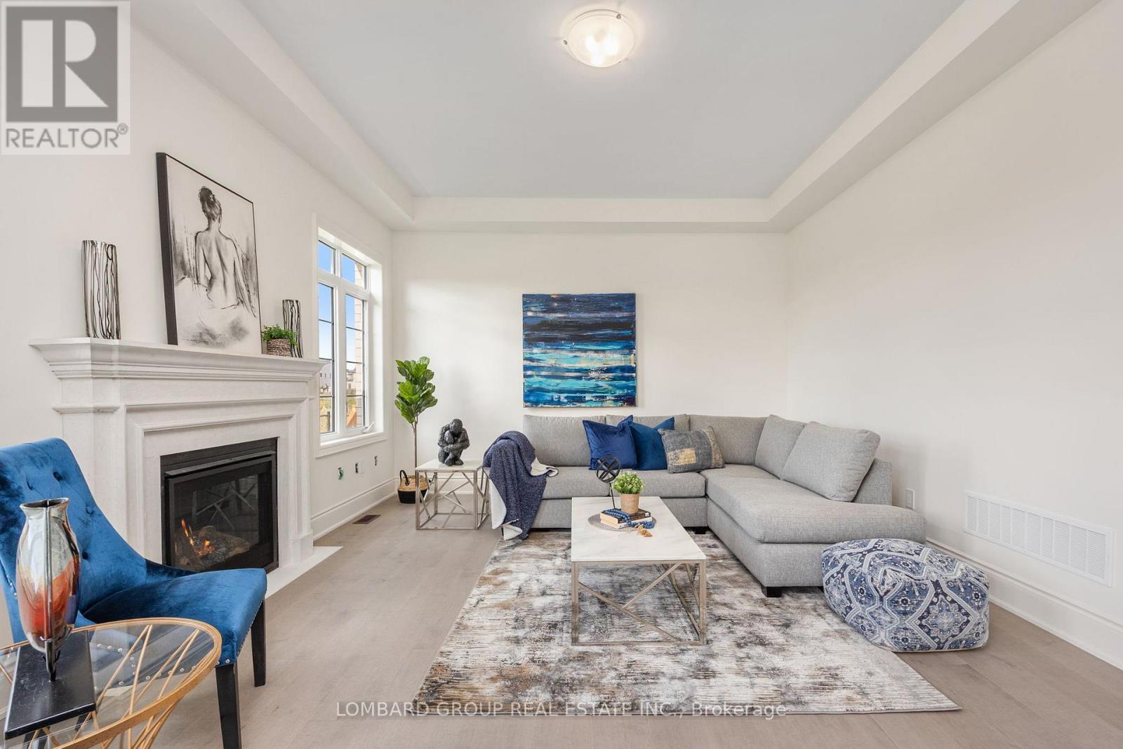37 North Park Boulevard, Oakville, Ontario  L6M 0W8 - Photo 5 - W12479855
