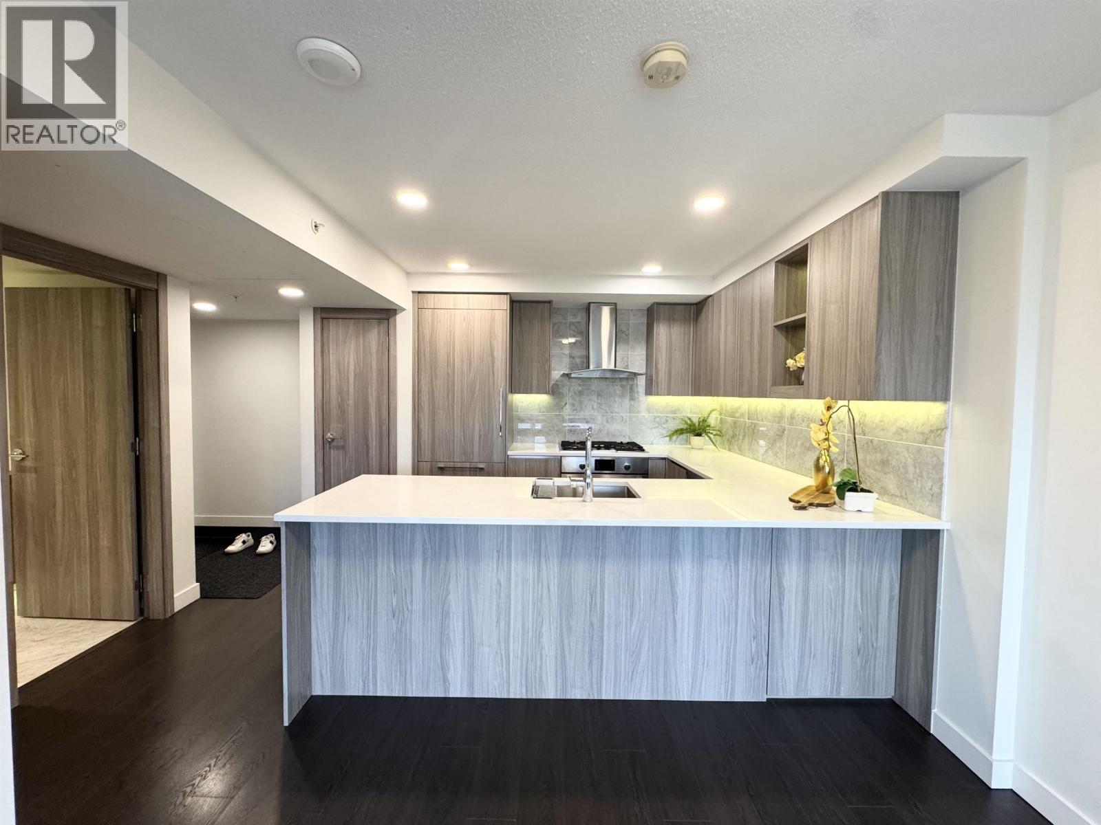 801 8800 Hazelbridge Way, Richmond, British Columbia  V6X 0S3 - Photo 10 - R3061266
