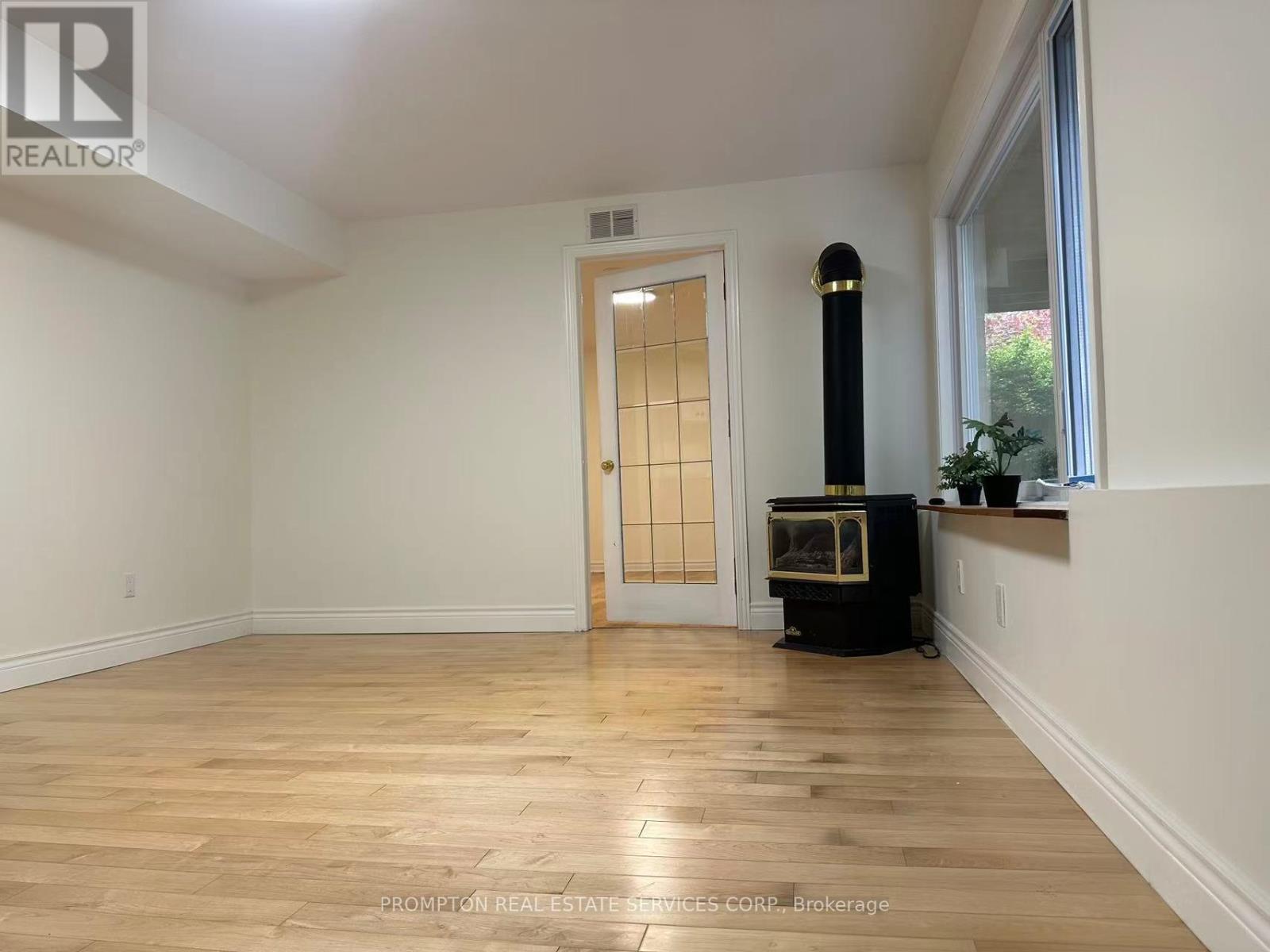 Lower Bsmt - 83 Garden Street, Whitby, Ontario  L1N 9E7 - Photo 5 - E12393253