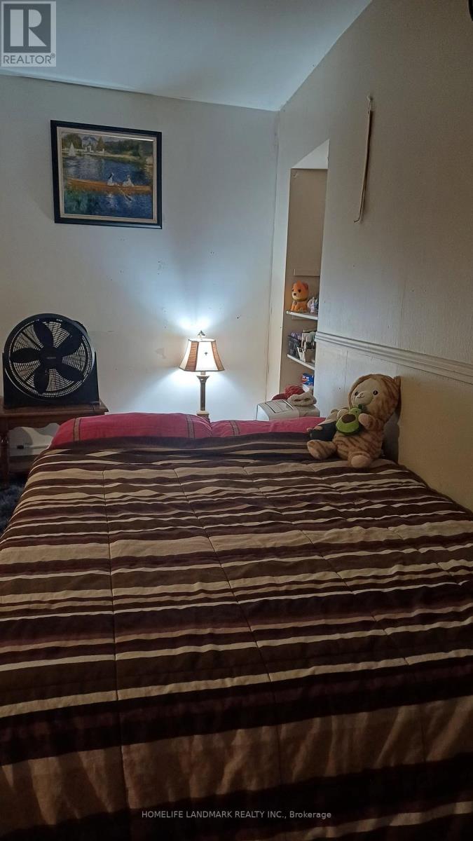 APARTMENT C - 92 KING STREET W, Cobourg, Ontario