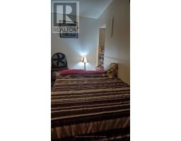 APARTMENT C - 92 KING STREET W