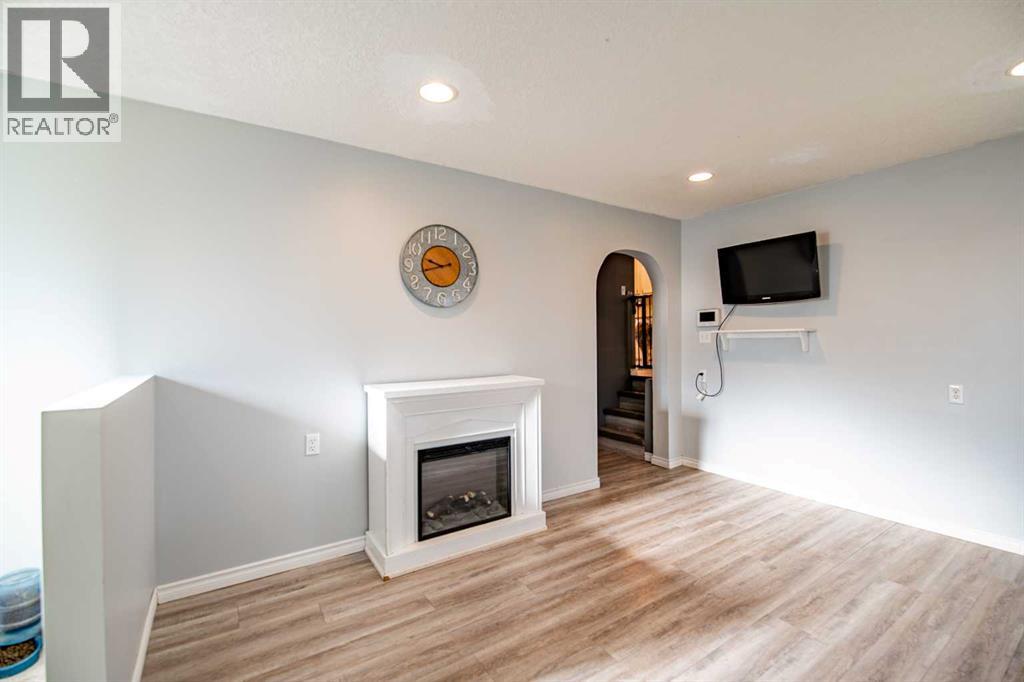 3905 50 Street, Red Deer, Alberta  T4N 1W2 - Photo 12 - A2266694
