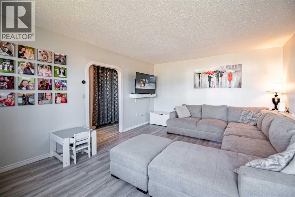 3905 50 Street, Red Deer, Alberta  T4N 1W2 - Photo 9 - A2266694