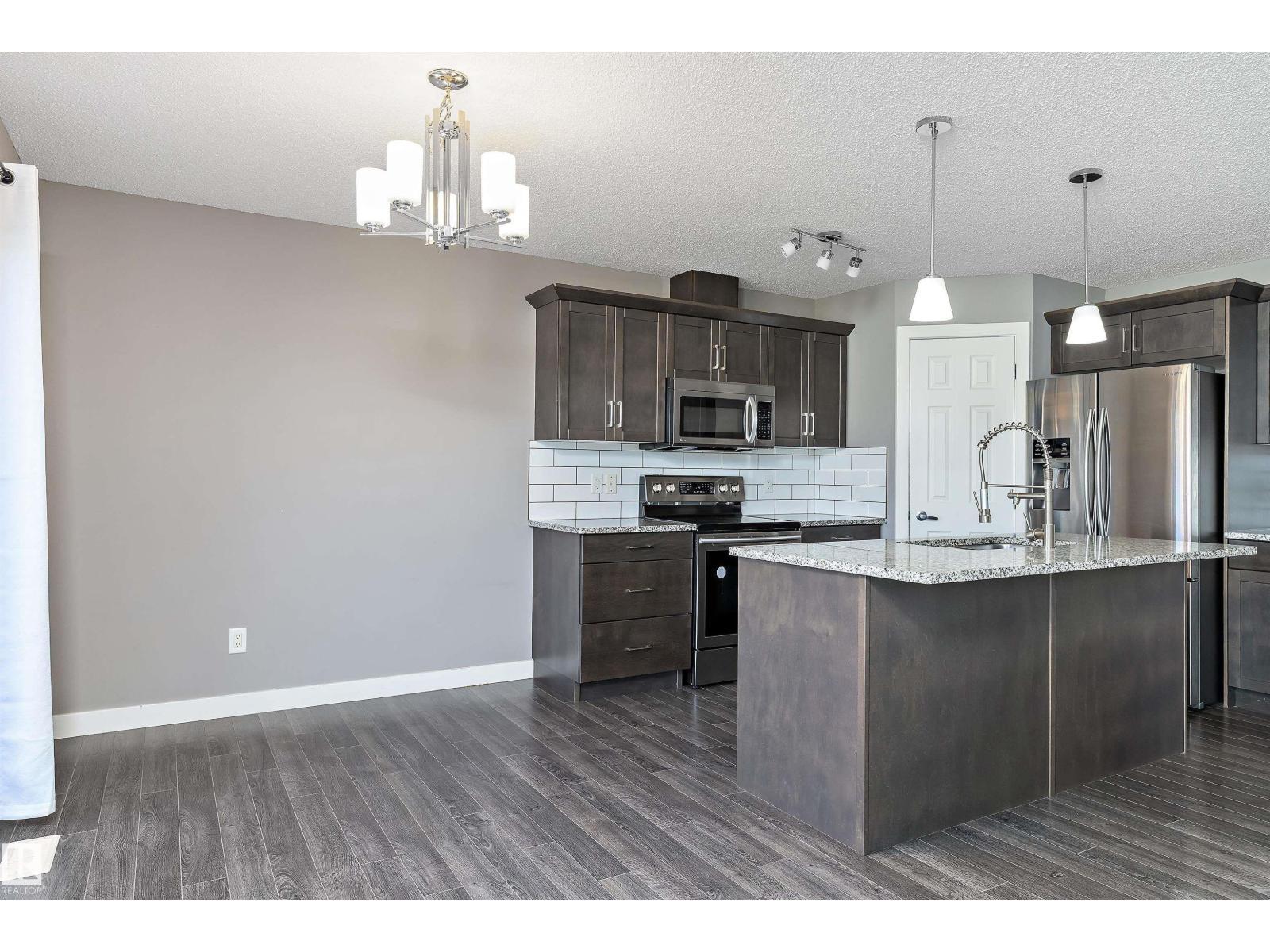 3520 49 Avenue, Beaumont, Alberta  T4X 2B5 - Photo 7 - E4463504