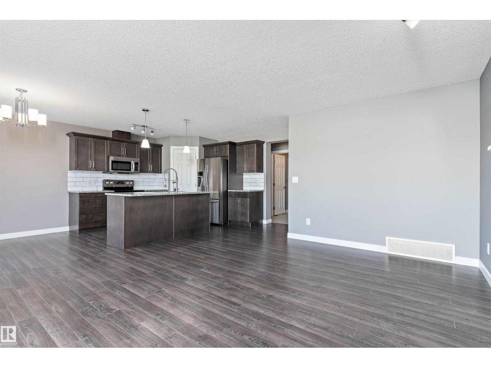 3520 49 Avenue, Beaumont, Alberta  T4X 2B5 - Photo 14 - E4463504