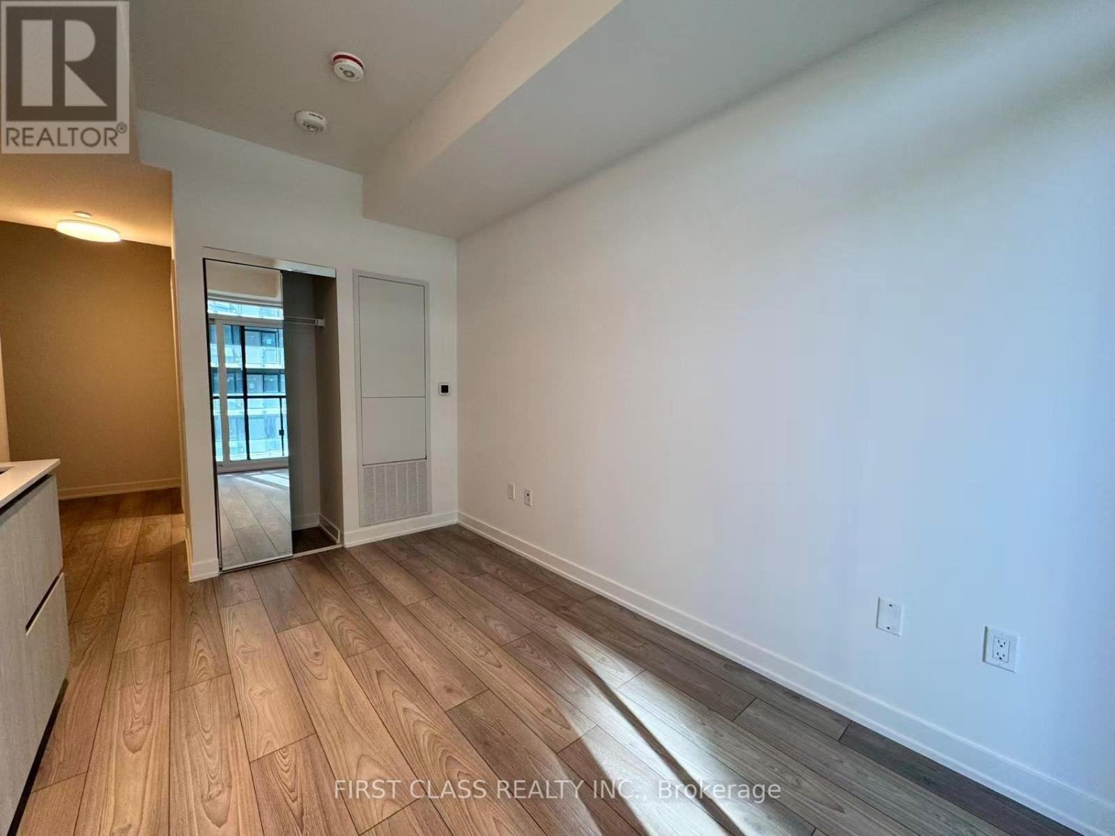 1107 - 110 Broadway Avenue, Toronto, Ontario  M4P 1V7 - Photo 3 - C12481862