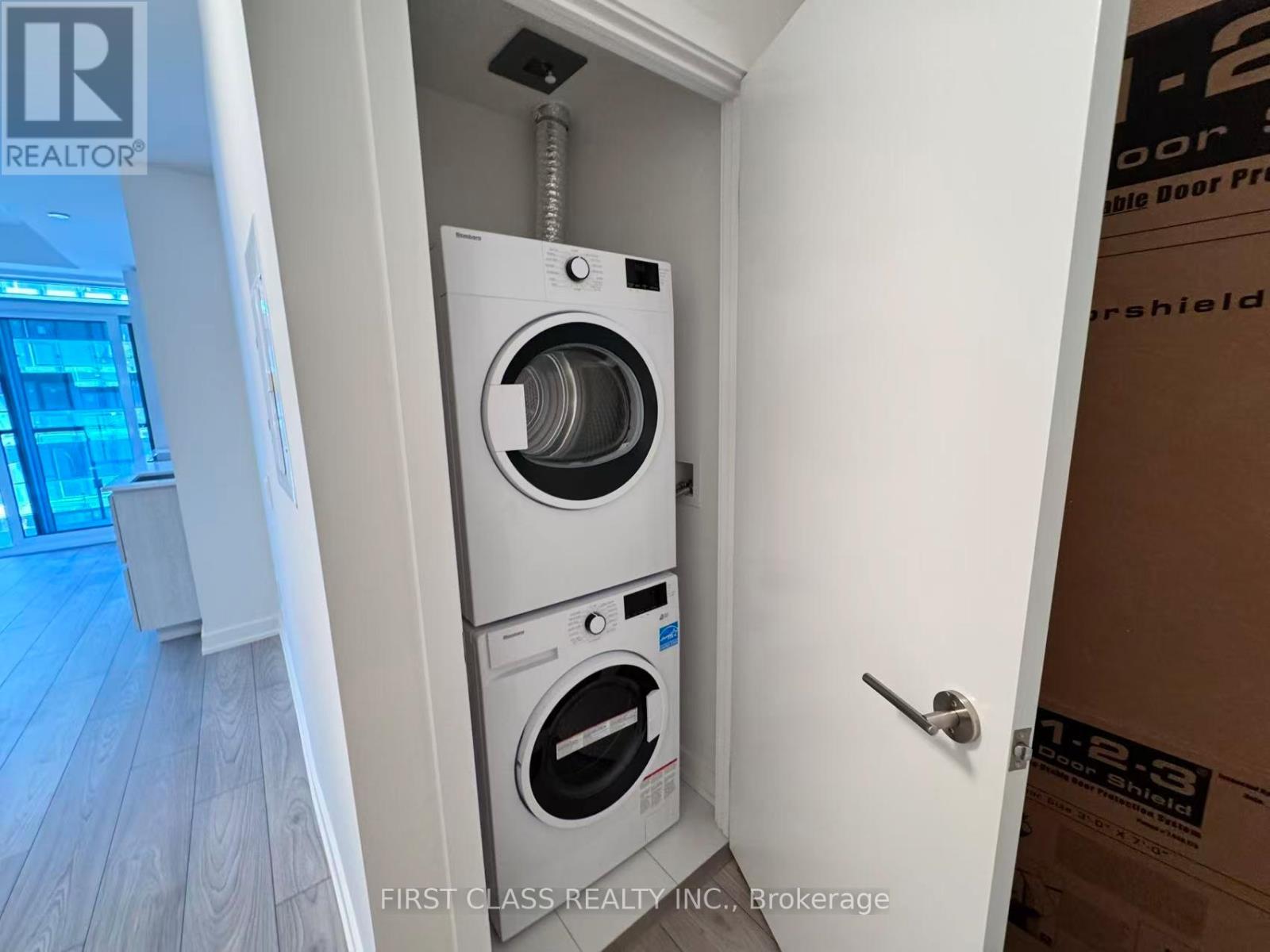 1107 - 110 Broadway Avenue, Toronto, Ontario  M4P 1V7 - Photo 4 - C12481862
