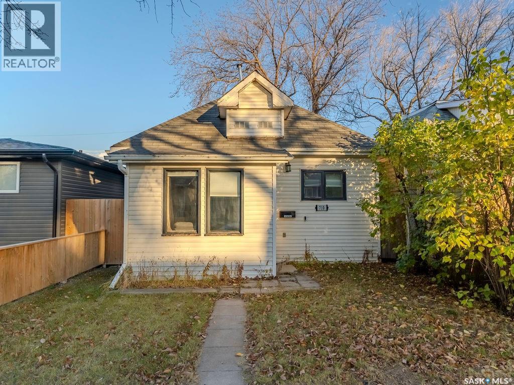 710 I AVENUE S, Saskatoon, Saskatchewan
