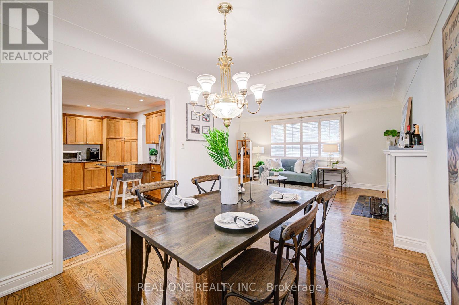 250 Belvenia Road, Burlington, Ontario  L7L 2G4 - Photo 12 - W12481866