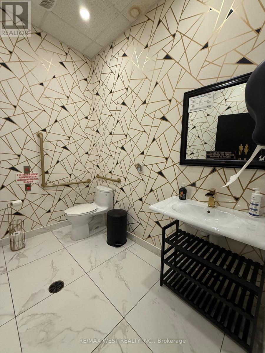 4 - 5027 Hurontario St (Rent Room 1) Street, Mississauga, Ontario  L4Z 3X6 - Photo 5 - W12479468