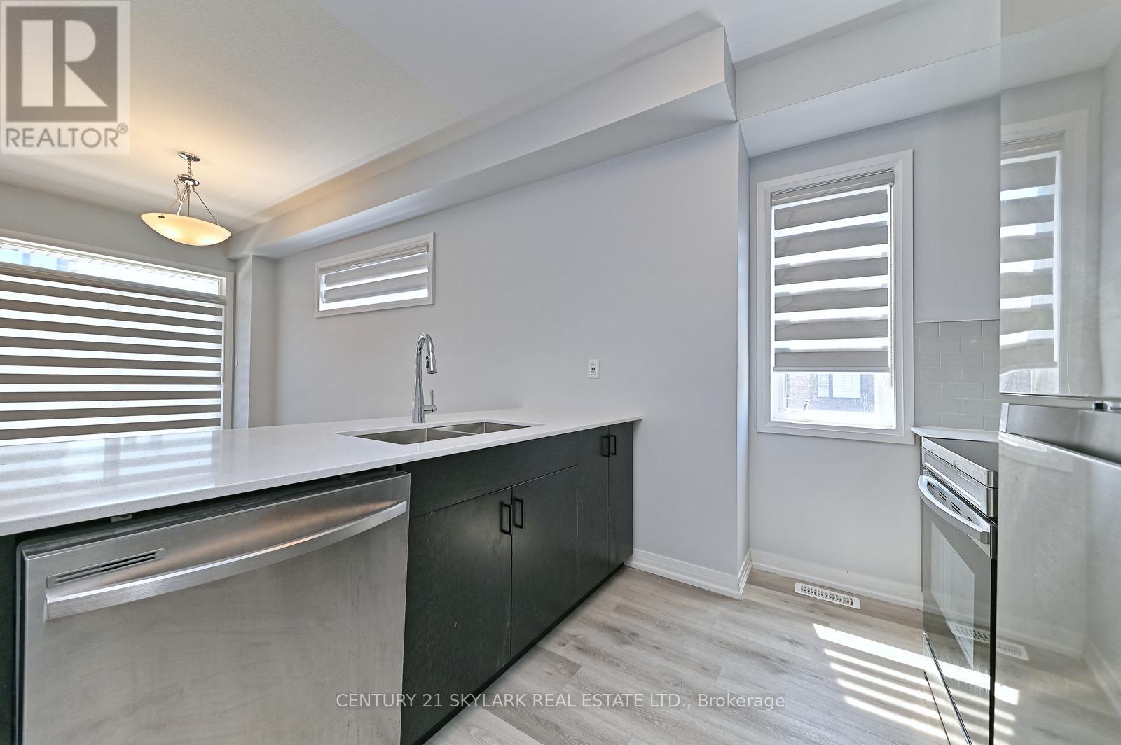 105 - 461 Blackburn Drive, Brantford, Ontario  N3T 0W9 - Photo 14 - X12481859