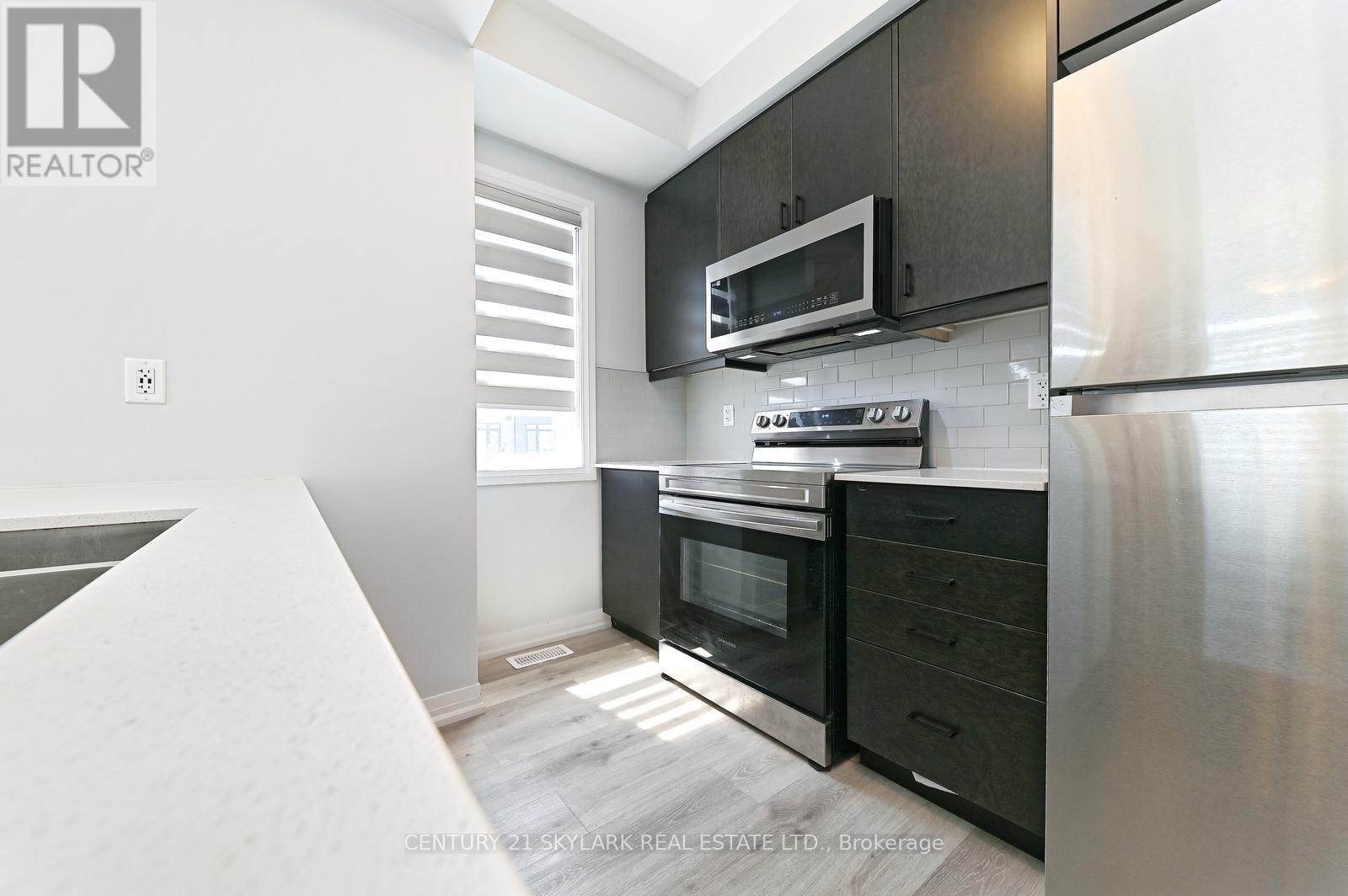 105 - 461 Blackburn Drive, Brantford, Ontario  N3T 0W9 - Photo 16 - X12481859