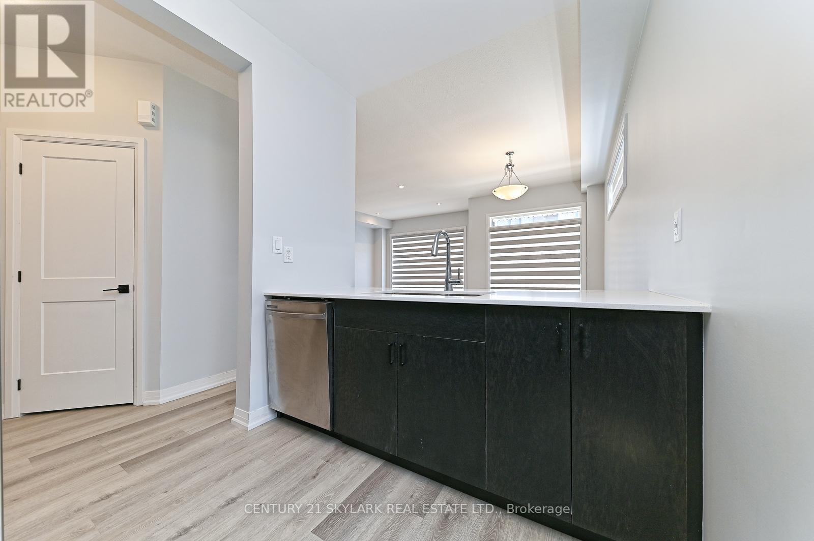 105 - 461 Blackburn Drive, Brantford, Ontario  N3T 0W9 - Photo 18 - X12481859