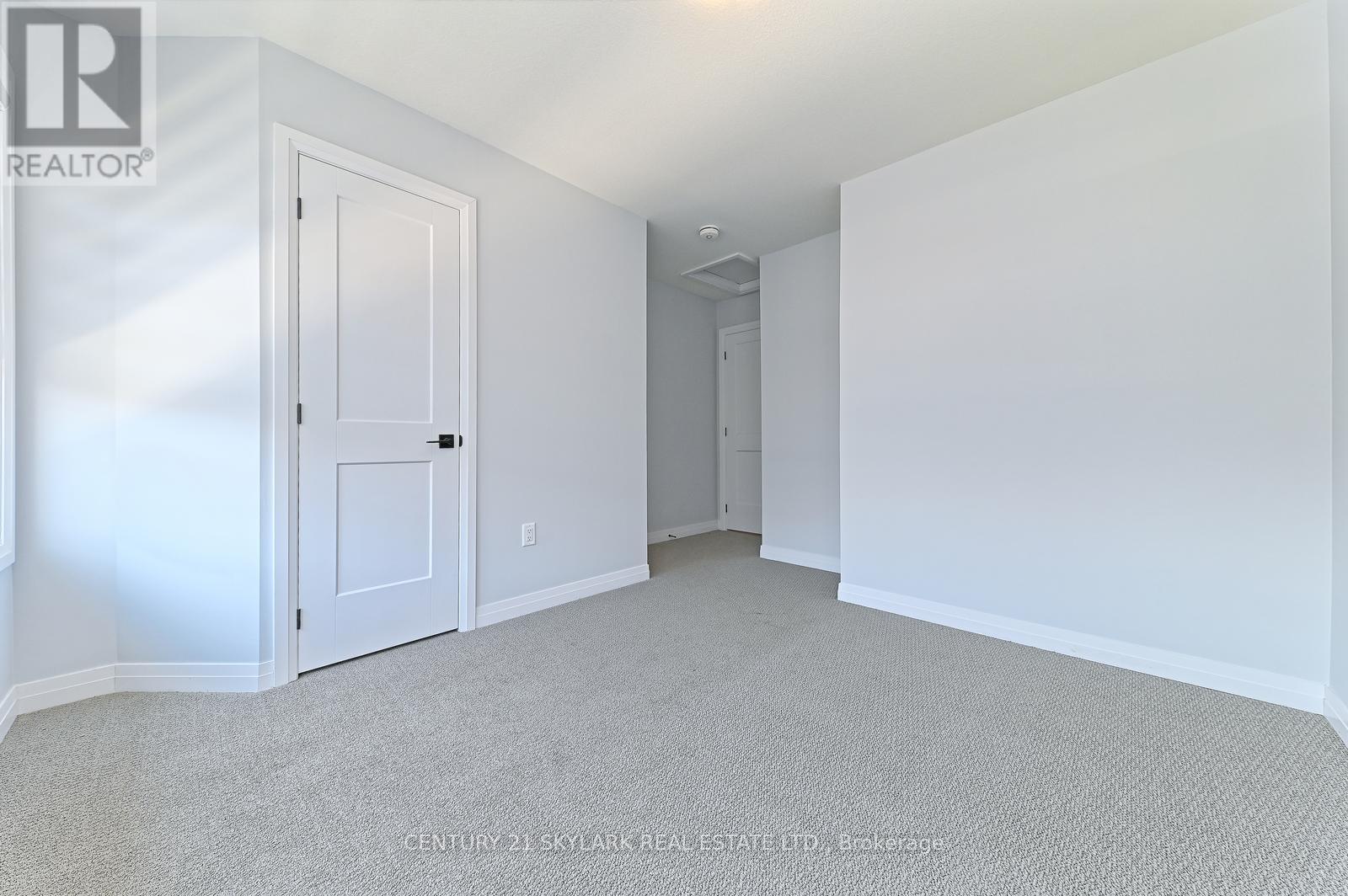 105 - 461 Blackburn Drive, Brantford, Ontario  N3T 0W9 - Photo 37 - X12481859