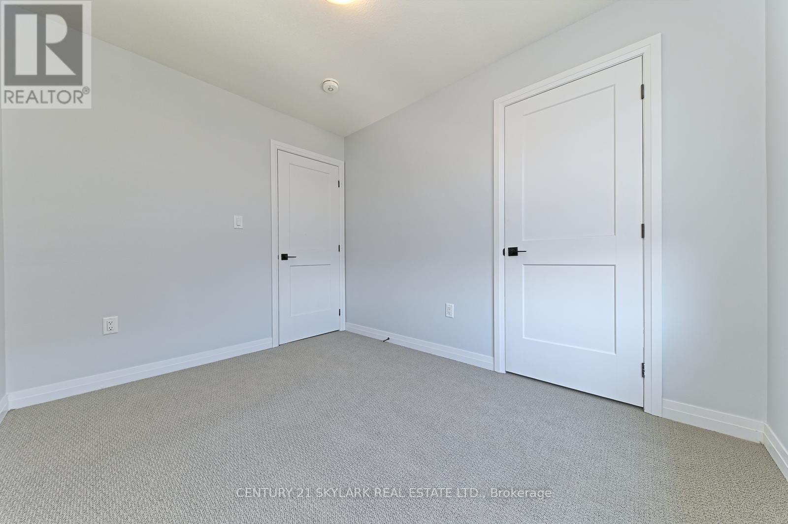 105 - 461 Blackburn Drive, Brantford, Ontario  N3T 0W9 - Photo 40 - X12481859