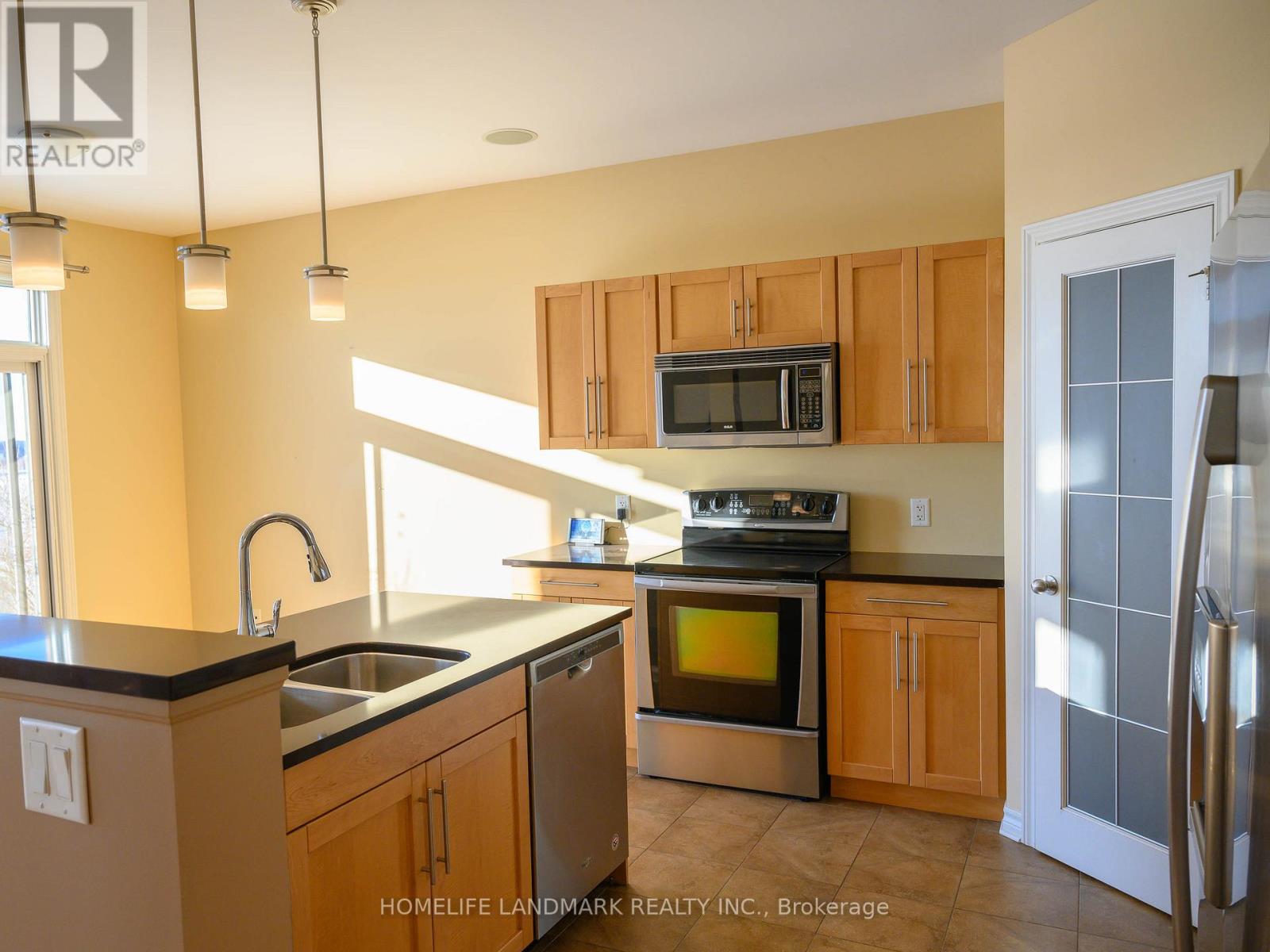 2143 Wickerson Road E, London South, Ontario  N6K 5C4 - Photo 11 - X12481865