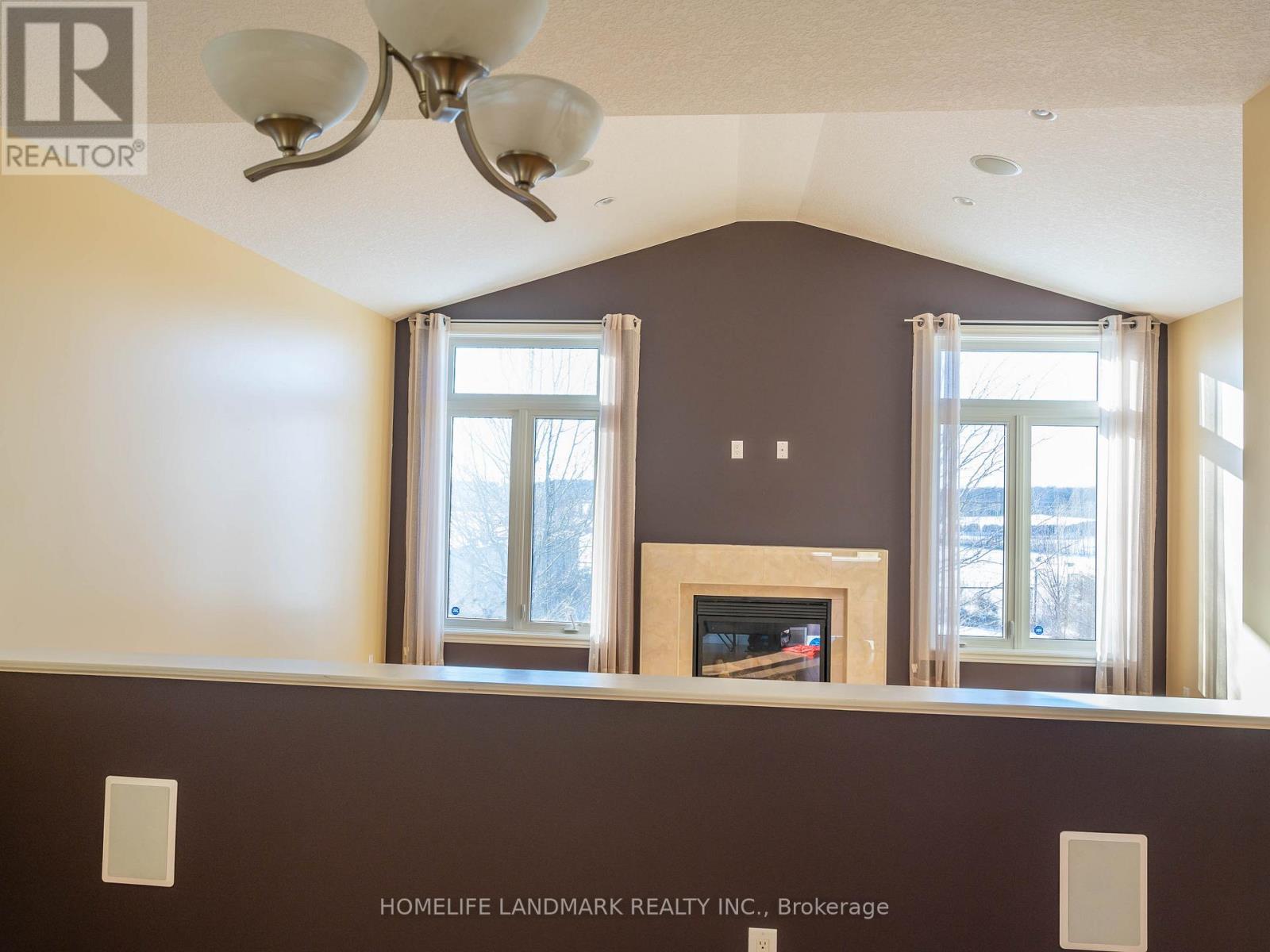 2143 Wickerson Road E, London South, Ontario  N6K 5C4 - Photo 2 - X12481865