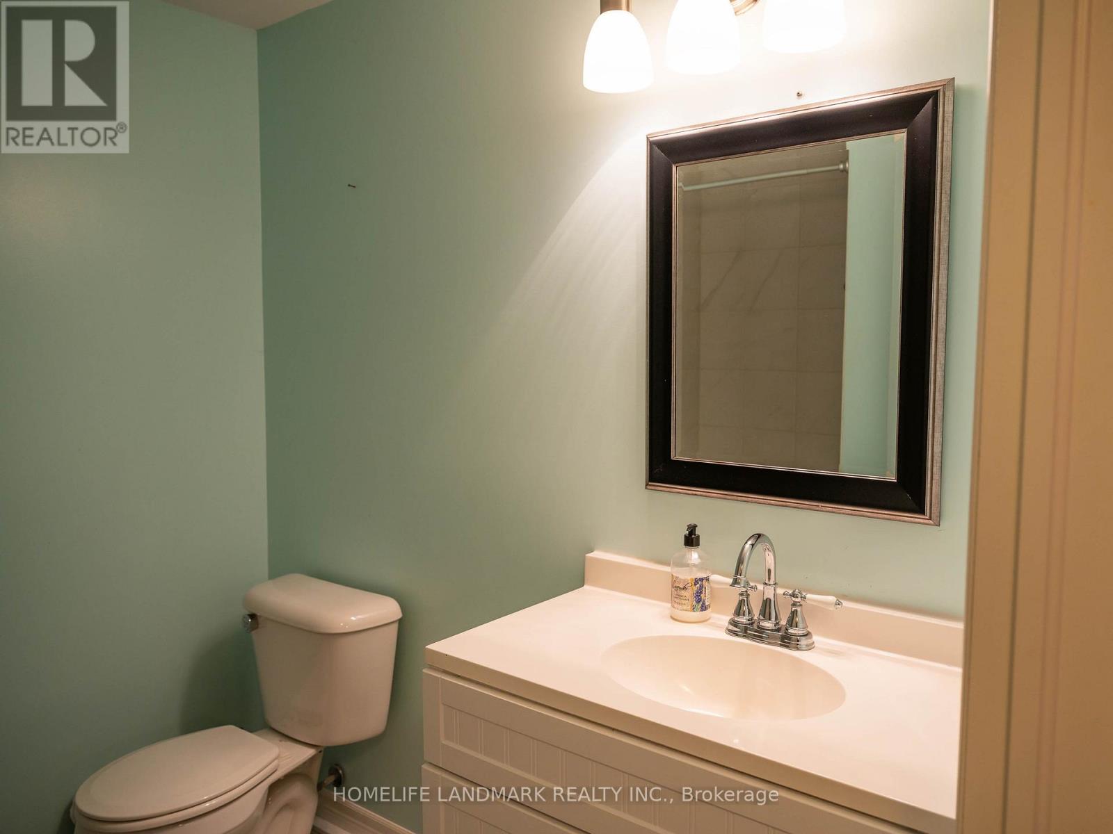 2143 Wickerson Road E, London South, Ontario  N6K 5C4 - Photo 24 - X12481865