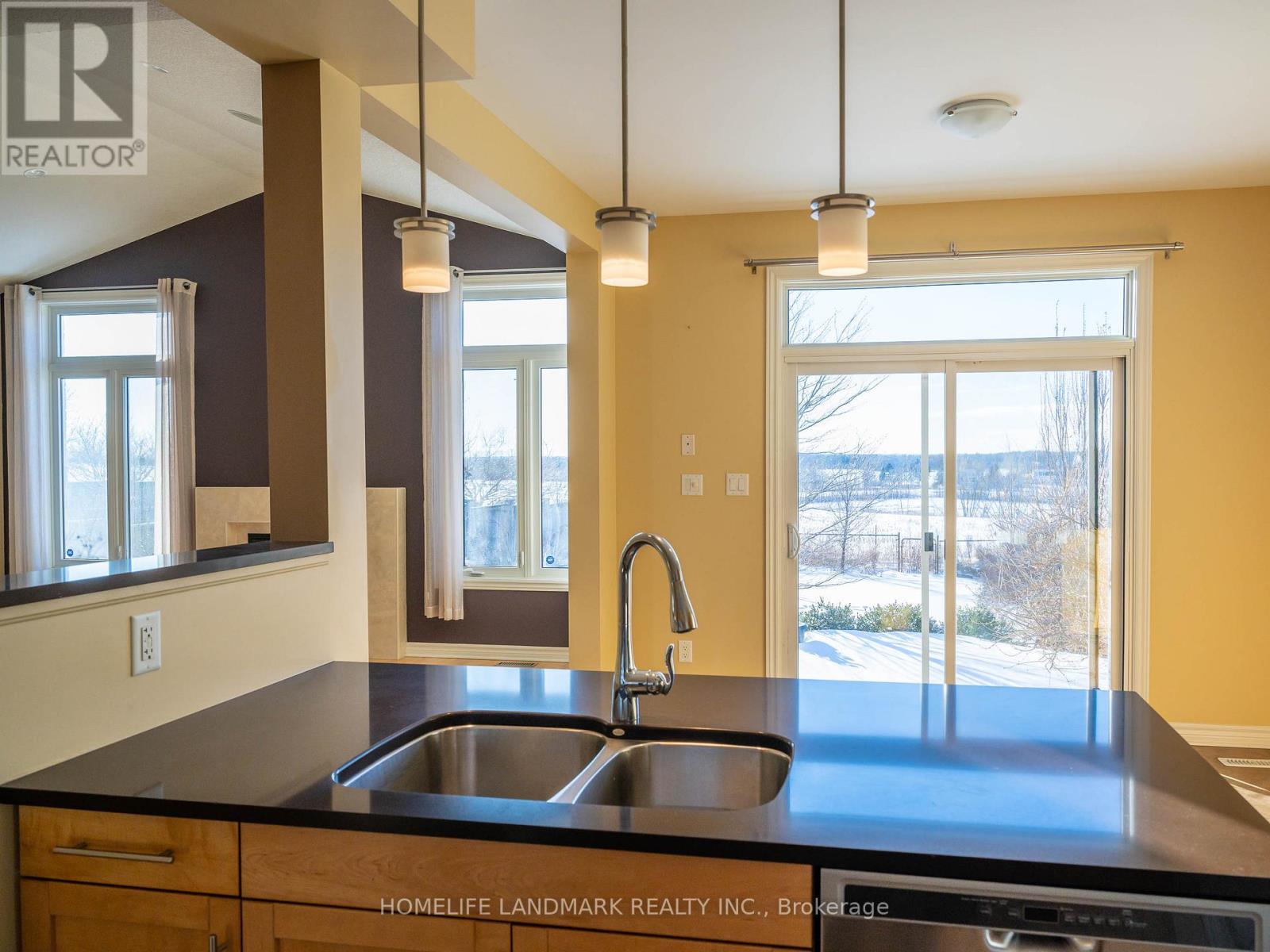 2143 Wickerson Road E, London South, Ontario  N6K 5C4 - Photo 8 - X12481865