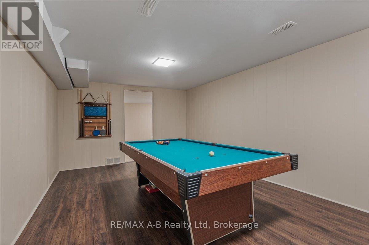 86 Windemere Crescent, Stratford, Ontario  N5A 6B1 - Photo 34 - X12481870