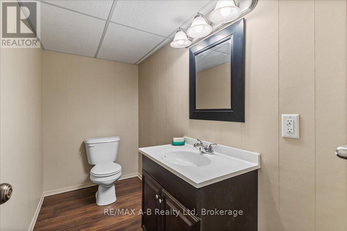 86 Windemere Crescent, Stratford, Ontario  N5A 6B1 - Photo 35 - X12481870
