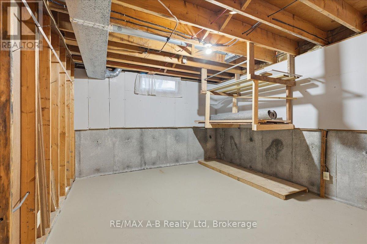 86 Windemere Crescent, Stratford, Ontario  N5A 6B1 - Photo 38 - X12481870