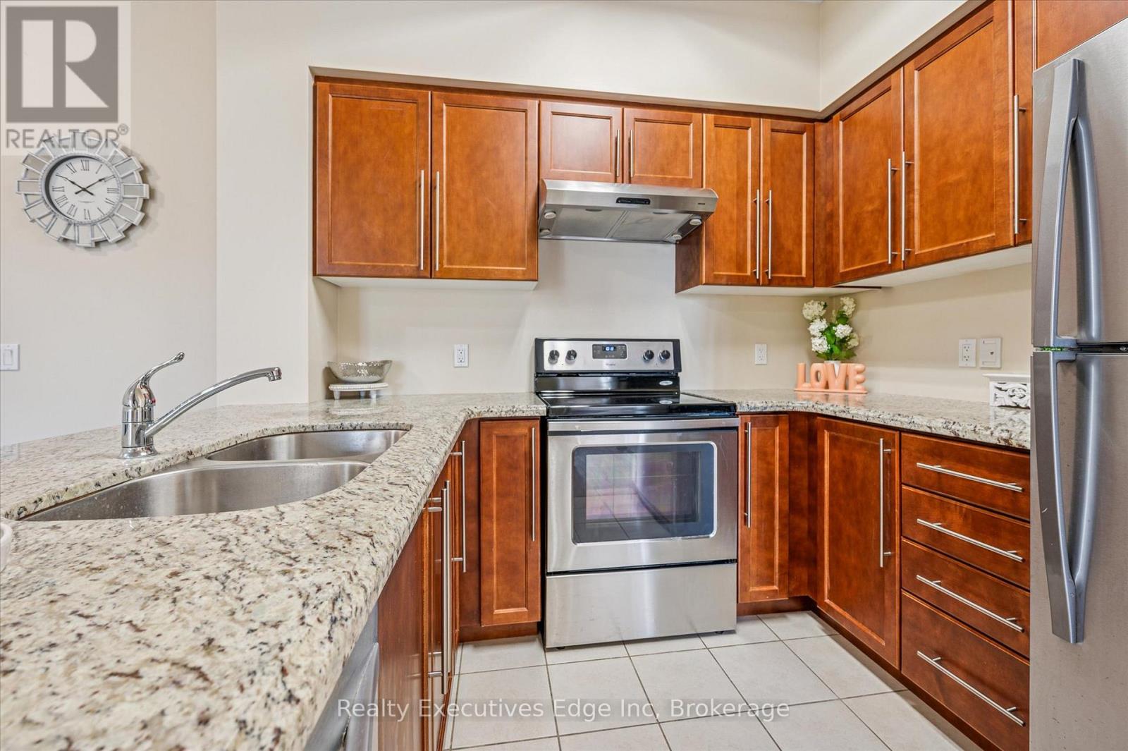 323 - 1077 Gordon Street, Guelph, Ontario  N1G 0E3 - Photo 13 - X12481877
