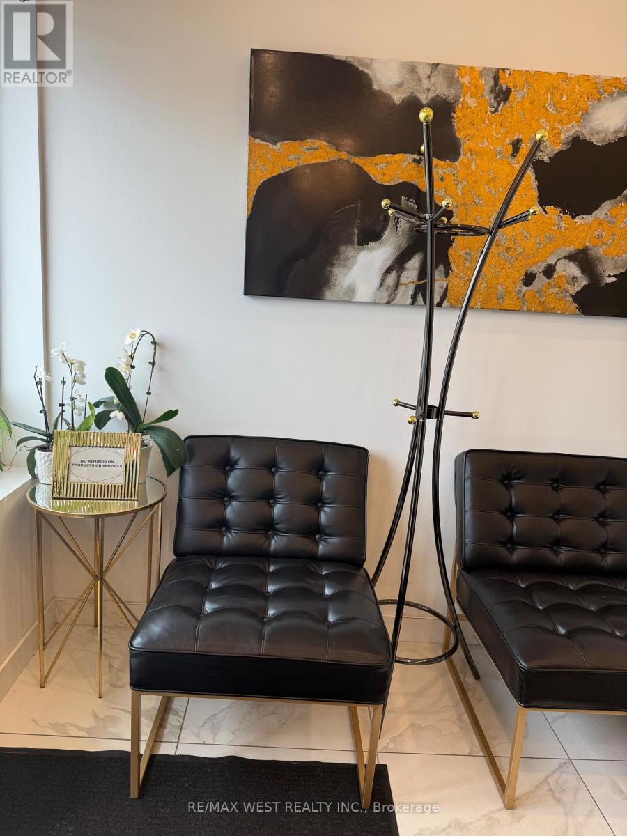 4 - 5027 HURONTARIO (RENT ROOM 2) STREET NE, Mississauga, Ontario
