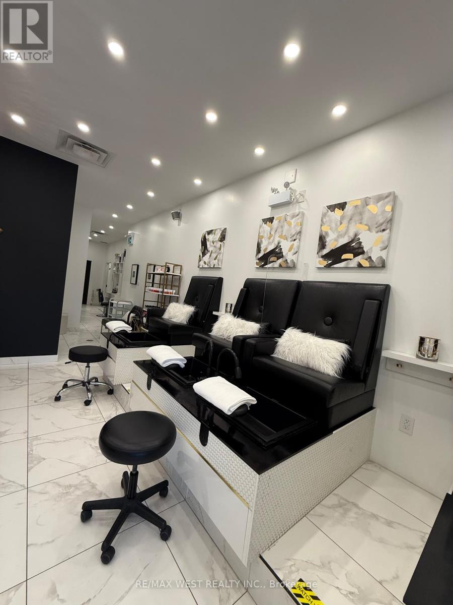 4 - 5027 Hurontario (Rent Room 2) Street Ne, Mississauga, Ontario  L4Z 3X6 - Photo 9 - W12479466