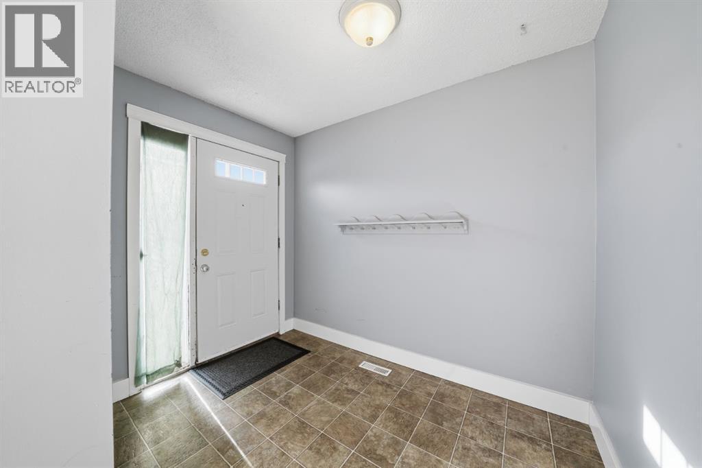A, 5510 52 Avenue, Lacombe, Alberta  T4L 1L1 - Photo 5 - A2266204