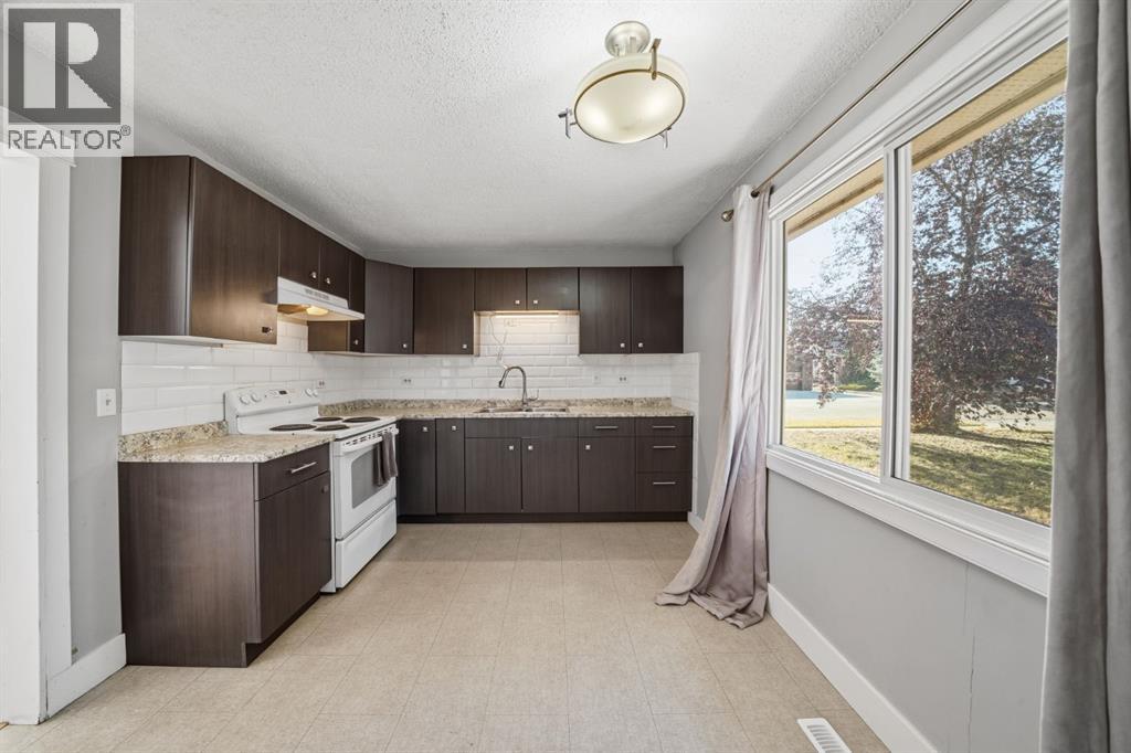 A, 5510 52 Avenue, Lacombe, Alberta  T4L 1L1 - Photo 13 - A2266204