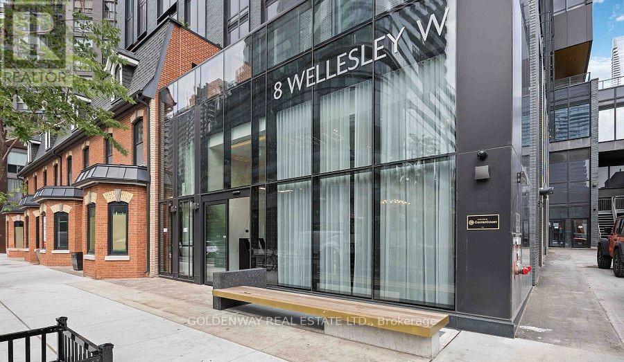 3216 - 8 WELLESLEY STREET W, Toronto, Ontario